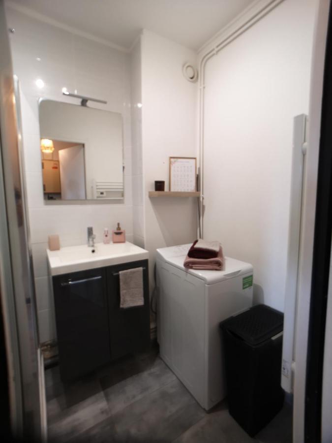 Appartement Avec Garage Proche Du Centre-Ville Troyes Exterior foto